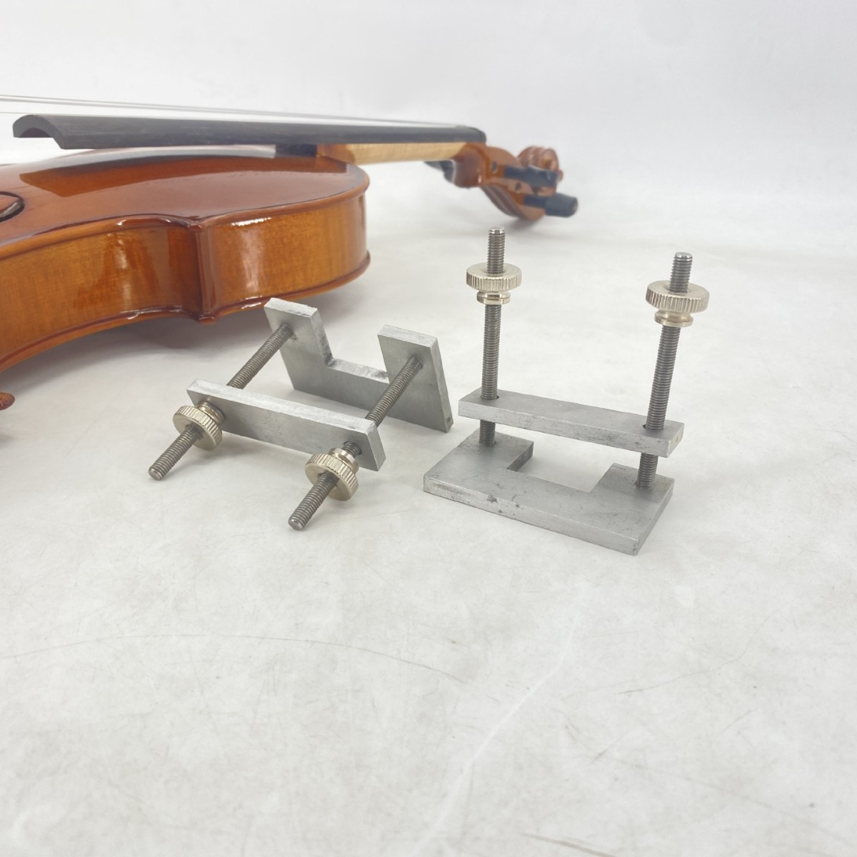 Musical Instrument Manufacturers - Herramientas de reparación y fabricación de